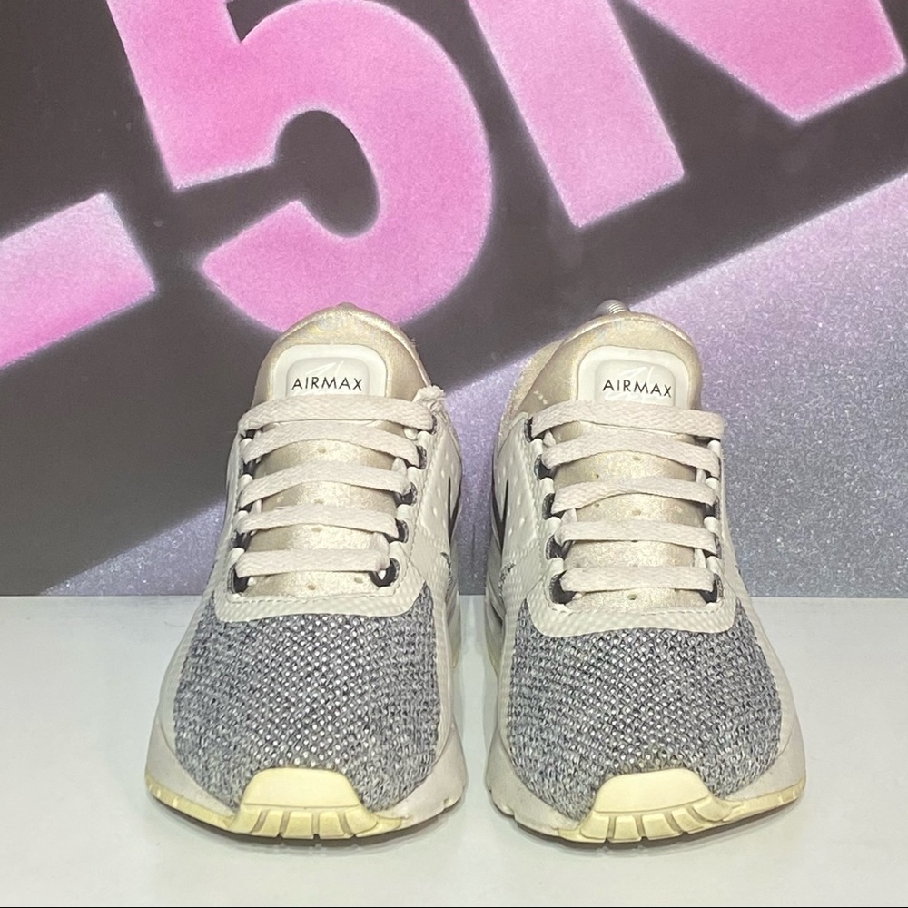 Nike Air Max Zero - Picture 2 of 8